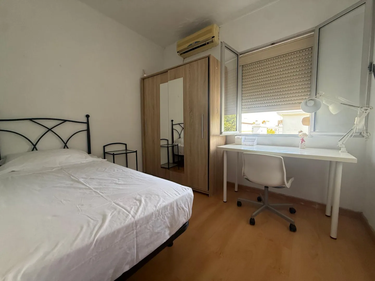 Habitación para estudiantes en Sevilla - Habitación en Juan Diaz de Solis 26, 4º Izquierda JD_1
