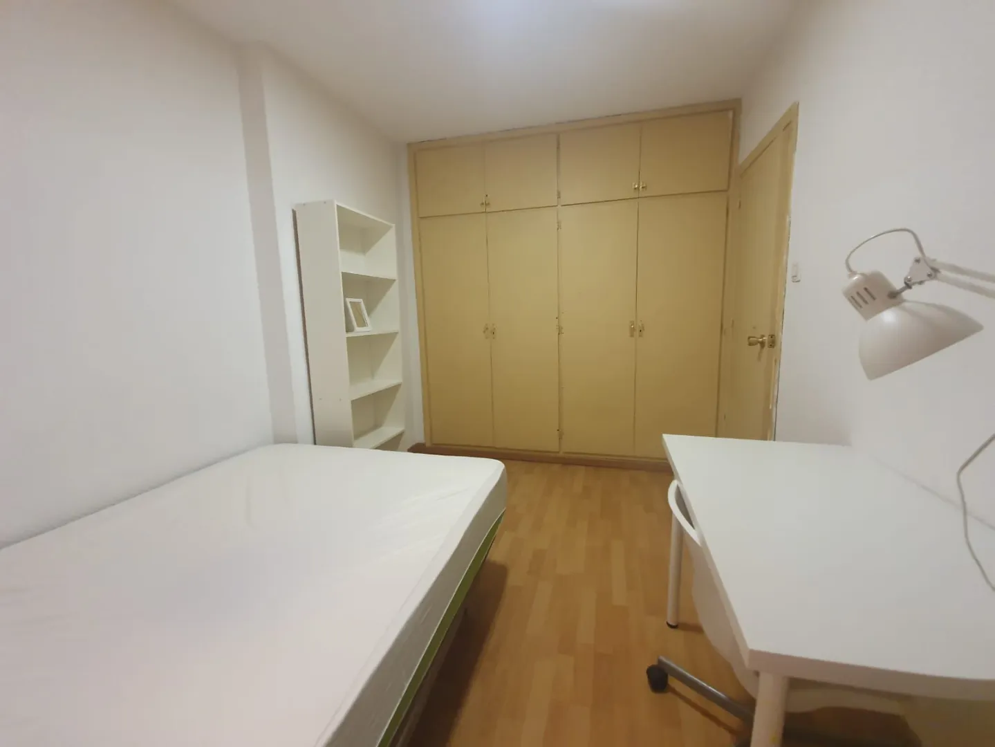 Habitación para estudiantes en Granada - PA 194, 1A