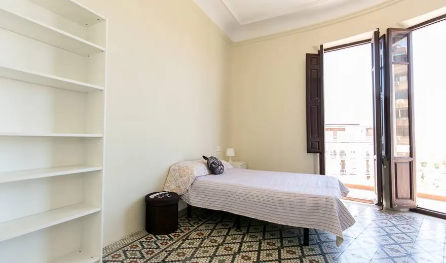 Habitación para estudiantes en Granada - AvC 123